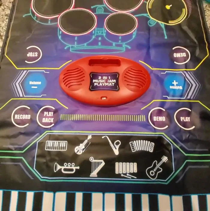 Drum Mode: Activate the drum mode to play along with various drum rhythms.