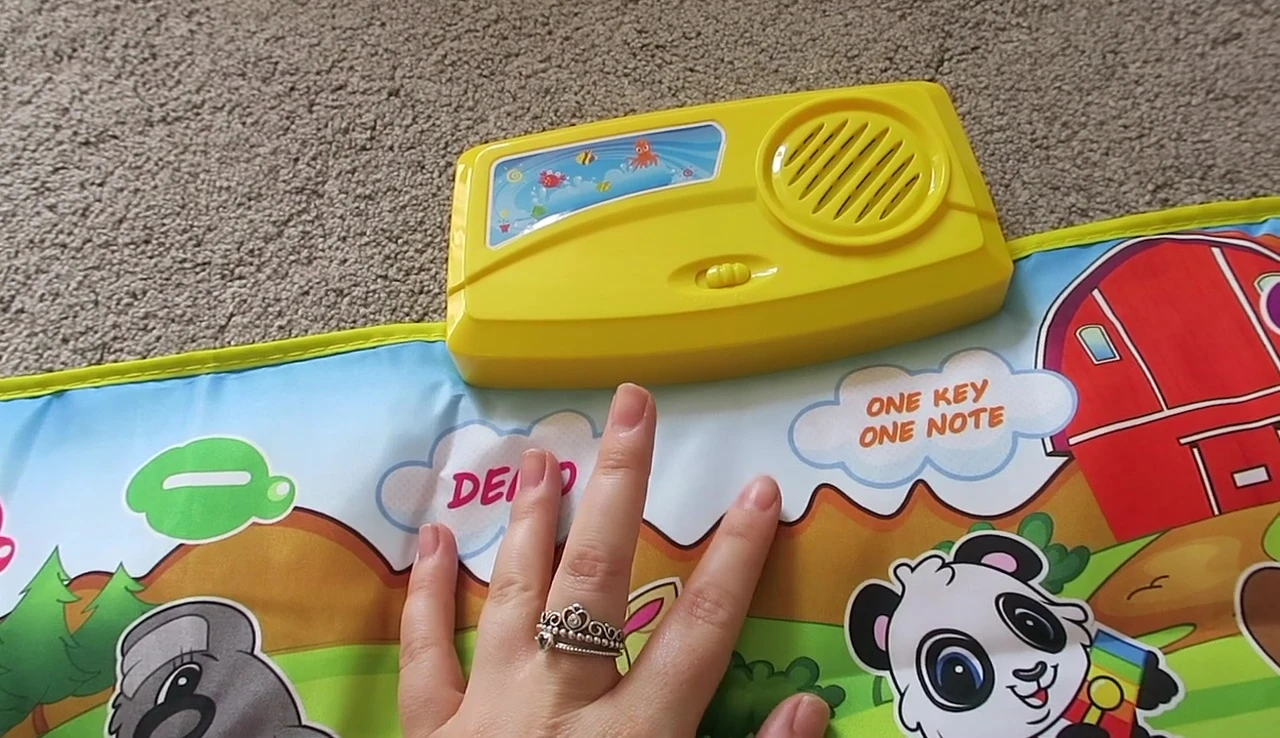 The back of the mat showing the battery compartment.