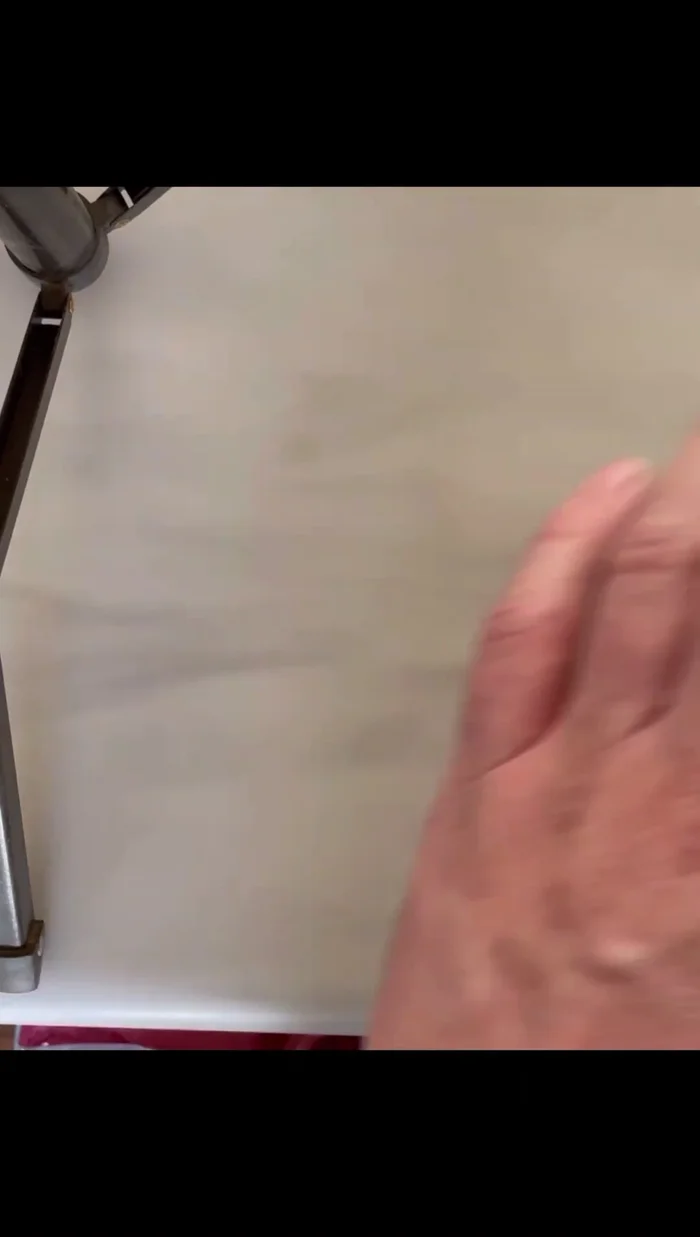 Show and explain the Cognitive Bias cards (Bystander effect, Declinism, Framing effect, Pessimism bias, Fundamental attribution error, Halo effect, Optimism bias, Just World hypothesis, Dunning-Kruger effect, Group bias, Confirmation bias, Reactance, Curse of knowledge, Anchoring, Sunk cost fallacy, Availability heuristic, Spotlight effect, Belief bias, Self-serving bias, Backfire effect, Barnum effect, Negativity bias, Placebo effect).