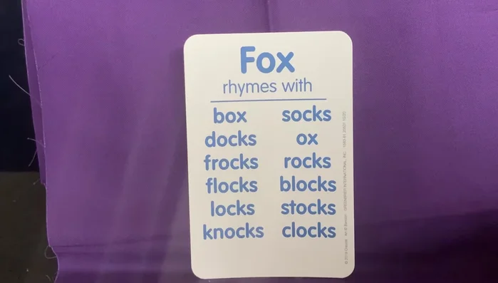 Provide examples of words that rhyme with 'giraffe' (laugh, staff, calf, graph, half, carafe).