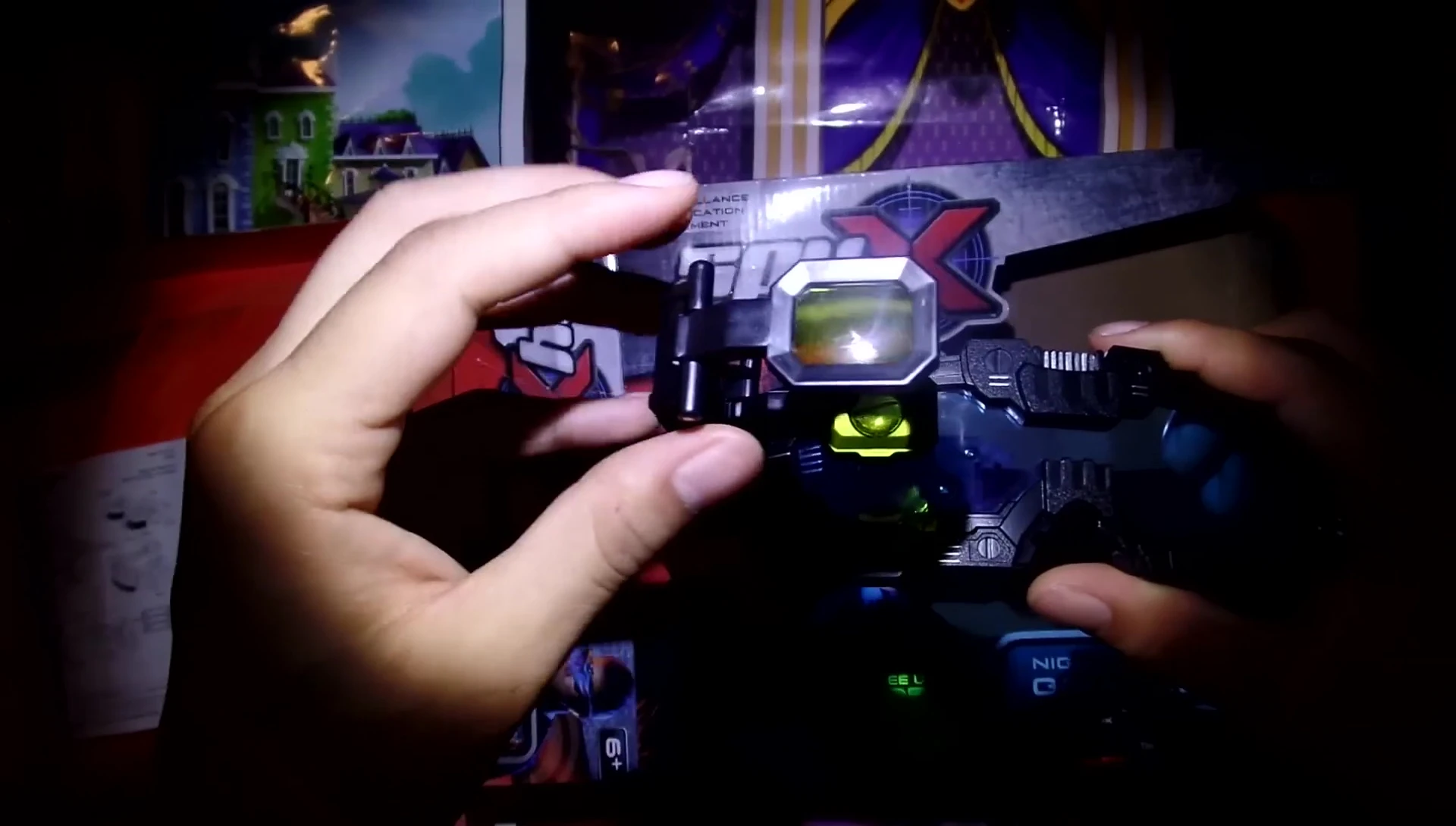 The flip-out scope of the goggles.
