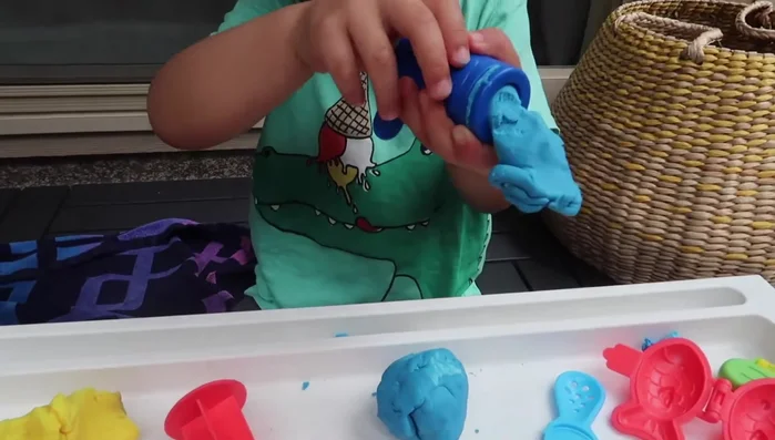 Let kids create various shapes and foods.
