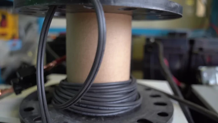 Use Correct Wiring and Connectors: Employ outdoor-rated wiring or THHN/THWN in conduit for external runs. Utilize MC4 connectors for solar panels and heavy-gauge wire with appropriate lugs for batteries.