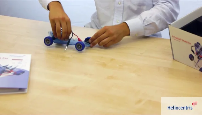 Use the load measurement box with integrated consumers (motor, lamp) to conduct experiments and measure characteristic curves.