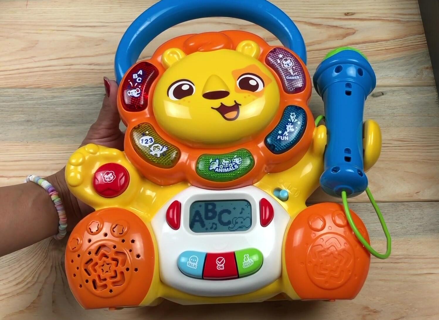 Screenshot showing the Letter Songs category selection