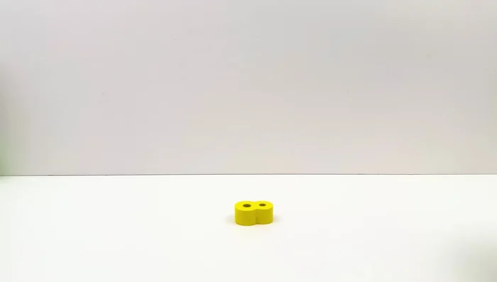 Match the pieces to the number eight.