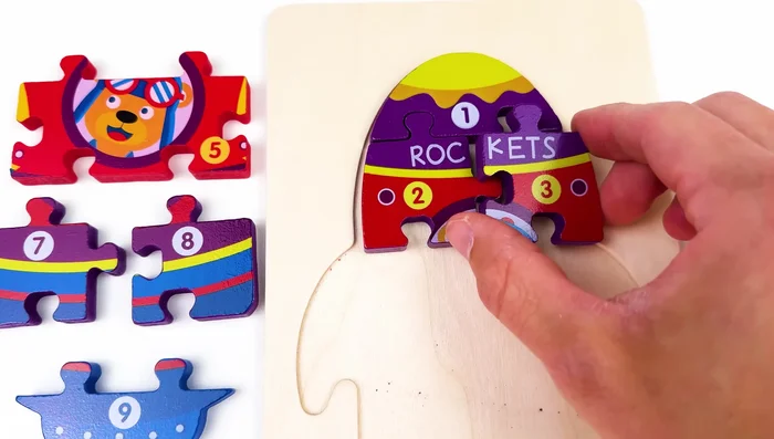 Match the pieces to the number ten.